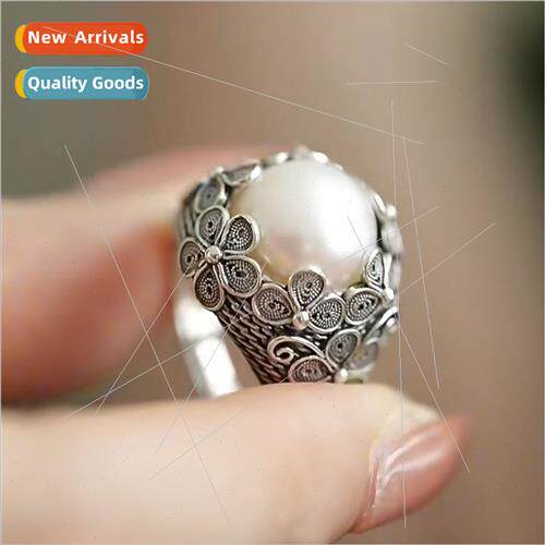Filigree inlay ring female vintage do old flowers lerary mod