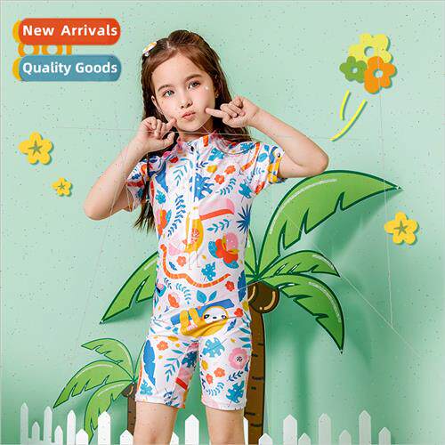Childrens swimsu girls comtable one-piece short-sleeved swim