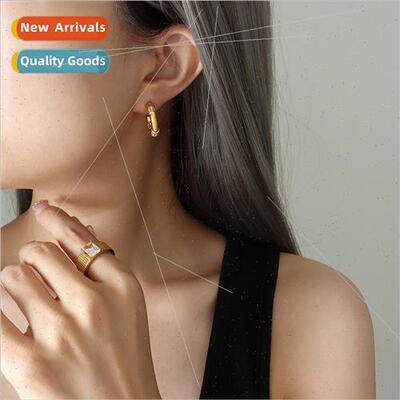Creative fashion cold wind C-shaped zirconia inlaid earrings