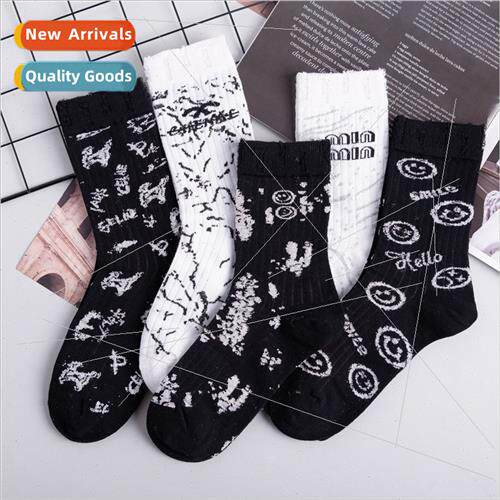 Black and whe socks womens mid-calf socks fall and winter Ja