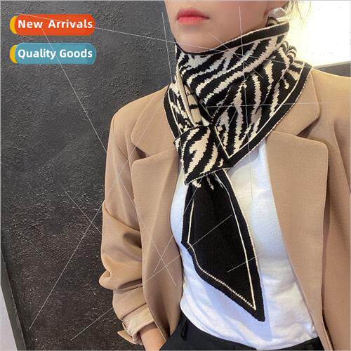 Small scarf female winter 2023 new versatile Korean  decorat