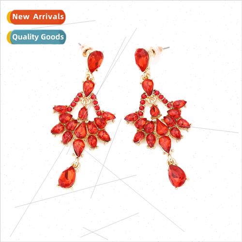 Fashion fresh hollowed out diamo
