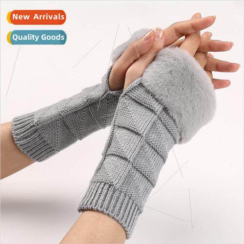 Triangular hairy flip short gloves new fall winter female kn