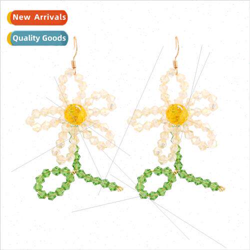 Japan girl sense fashion flowers personalized earrings versa