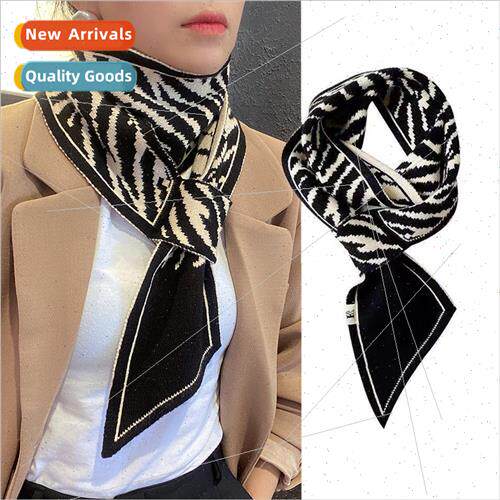 Autumn winter knted small scarf female Korea small ear neck