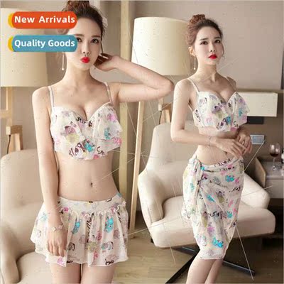 Swimsu female three-piece Korea skirt small breast gathered
