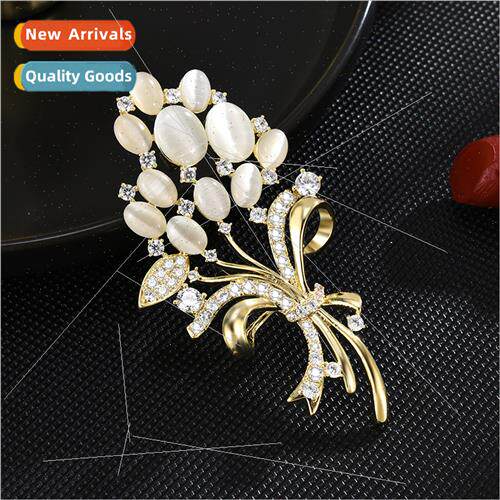 Elegant brooch female upscale coat accessories ins tide simp