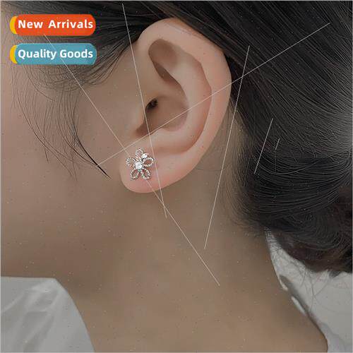 Egg flower small earrings simple Japan sweet small diamond h