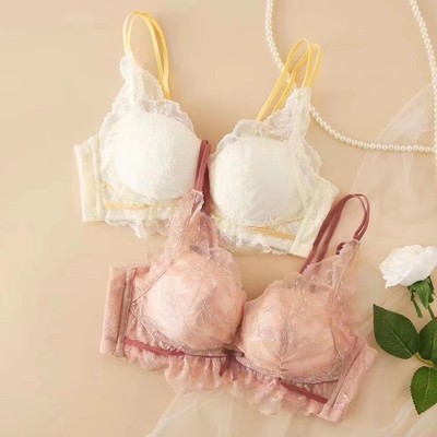 性感无钢圈乳胶美背细带内衣女