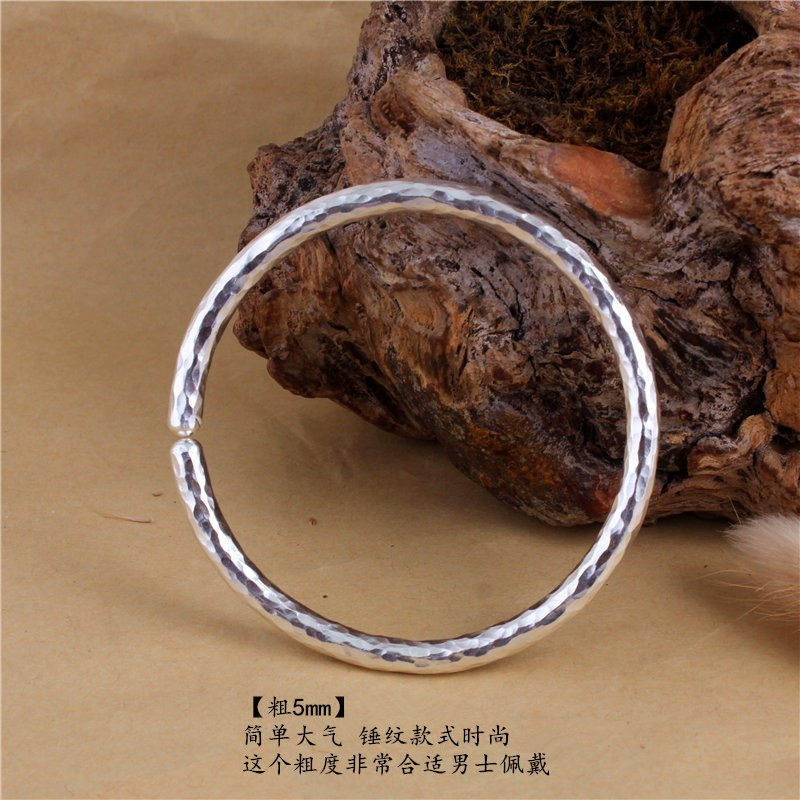 足银锤纹圆条开口礼物手环