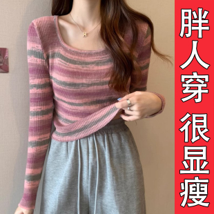胖mm方领打底衫 大码 内搭上衣女春秋季 复古彩色条纹拼色软糯针织衫