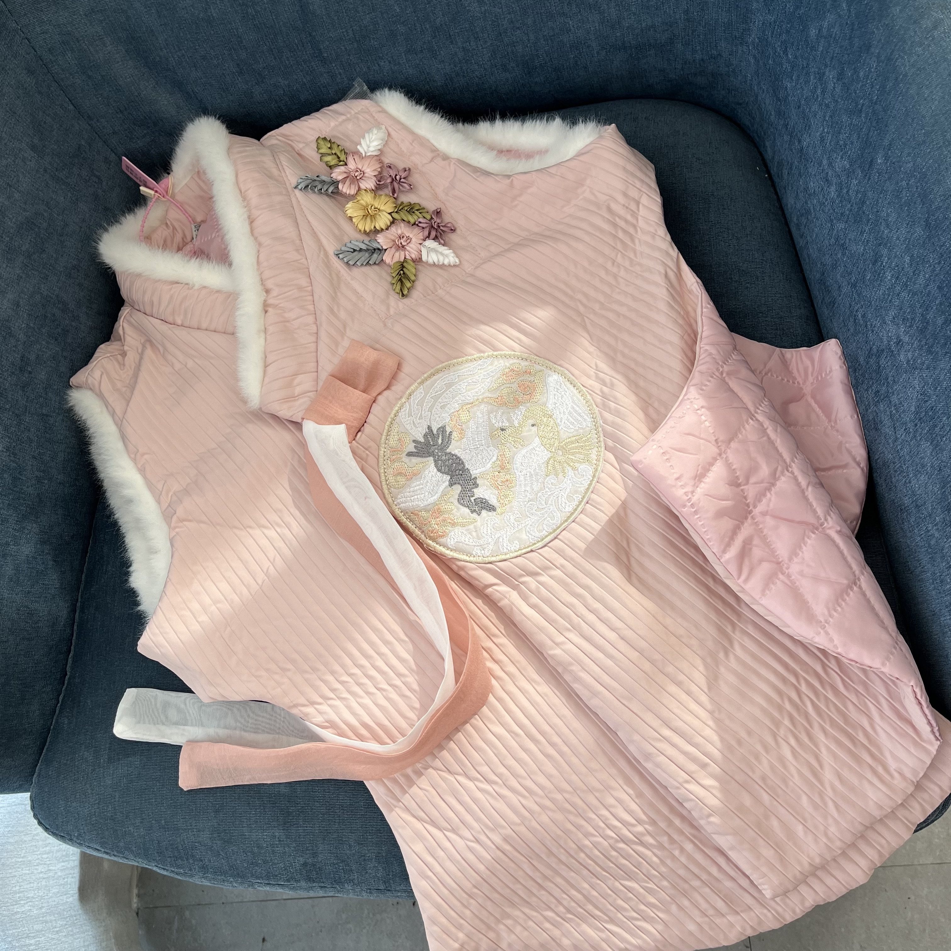 韩服马甲新款朝鲜服族马甲女高端正版服显瘦显高冬季超仙女棉马甲