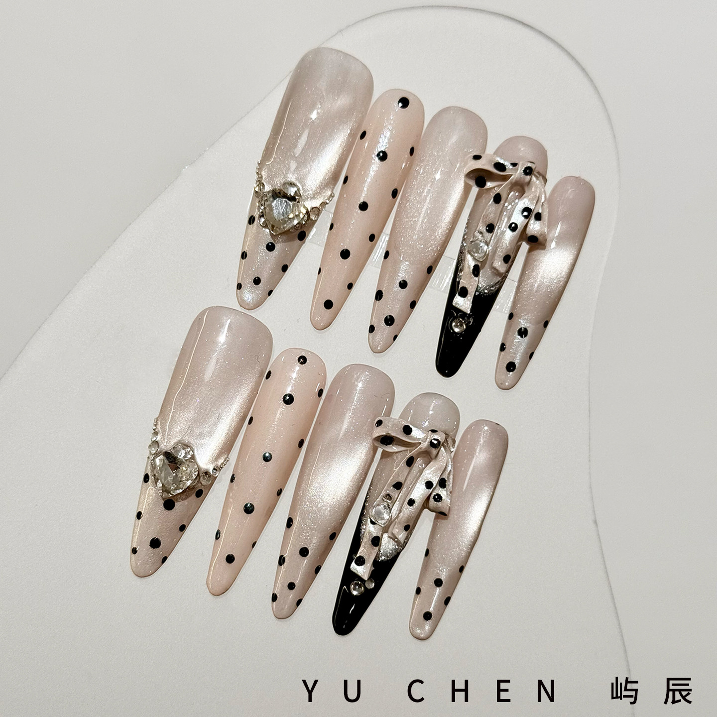 屿辰|雾粉波点 美甲穿戴甲新款重工轻奢高级绝美裸色手工中长款,彩妆/香水/美妆工具,穿戴甲/甲片,淘宝优惠券,粉丝福利购,淘宝优惠卷