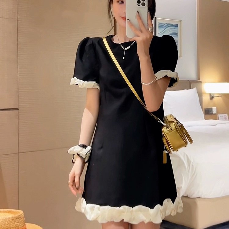 设计感小众木耳边拼接短袖连衣裙2024夏季新款女法式别致高腰短裙