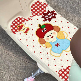 新款 踏板防水防滑垫 可爱小狗电动车脚垫通用型裁剪摩托车新款