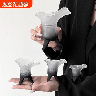 黑色古代帝王酒杯家用创意高级感搞怪秦始皇爵杯玻璃喝水杯子磨砂