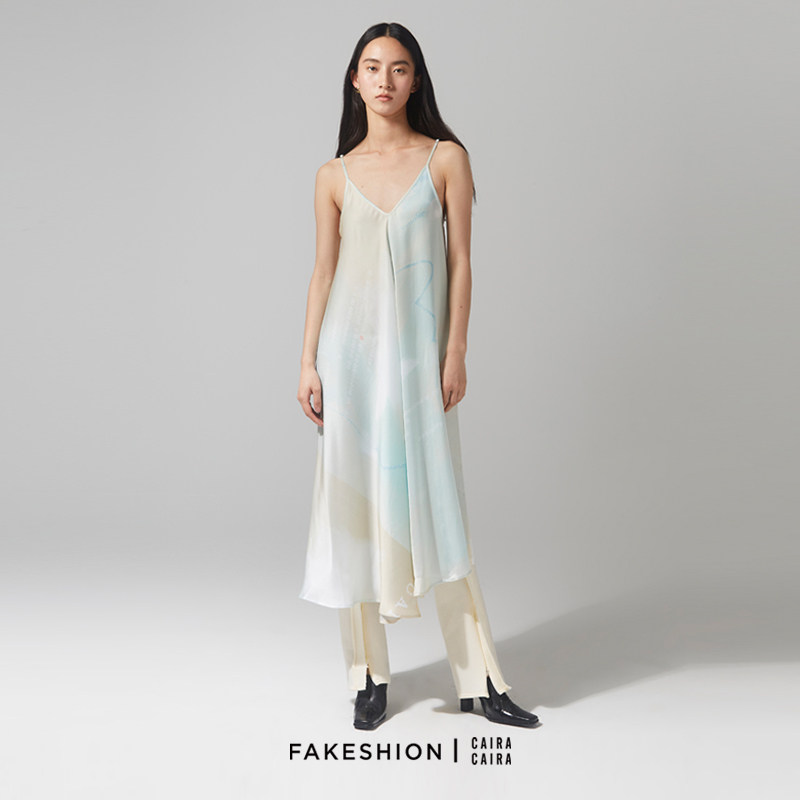 FAKESHION x CAIRA 联名限定 性格化极光丝质印花吊带裙 连衣裙