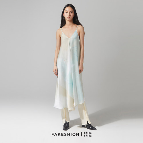 FAKESHIONxCAIRA印花吊带裙