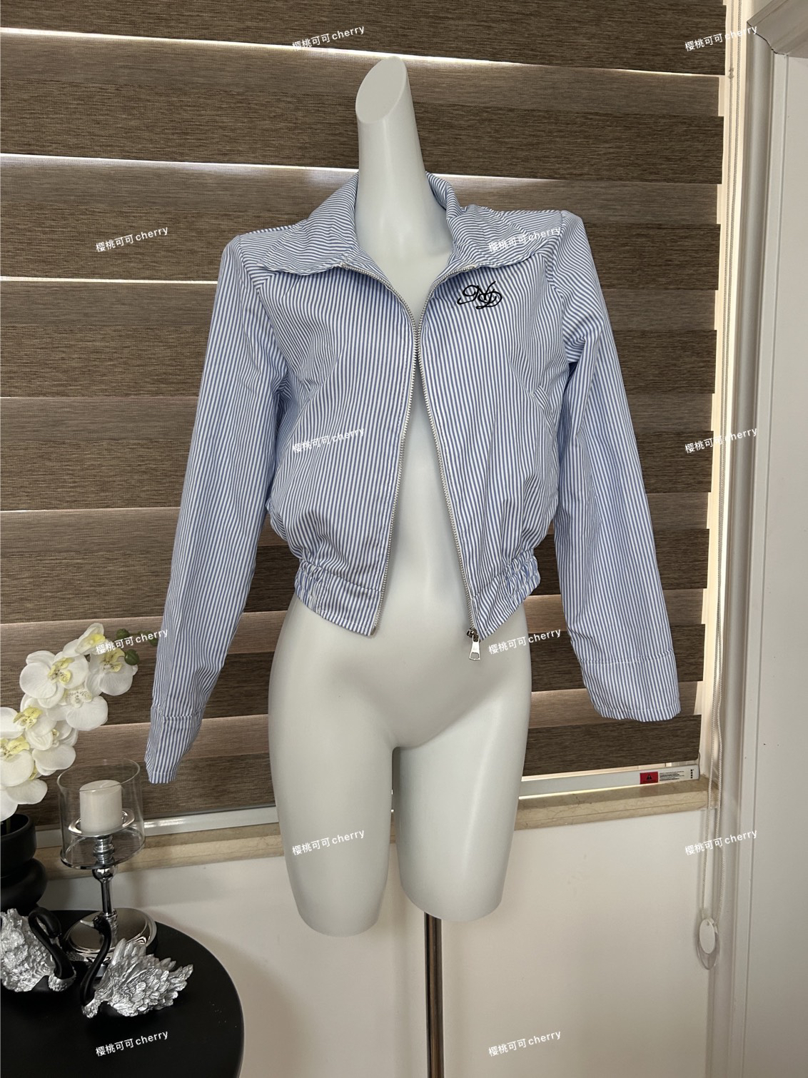 蓝色条纹衬衫外套女秋季新款拉链开衫短款衬衣oversize学院风上衣