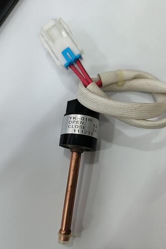 YK-01H压力开关适用三星空调热泵保护器高压保护压缩机3.3关闭2.4