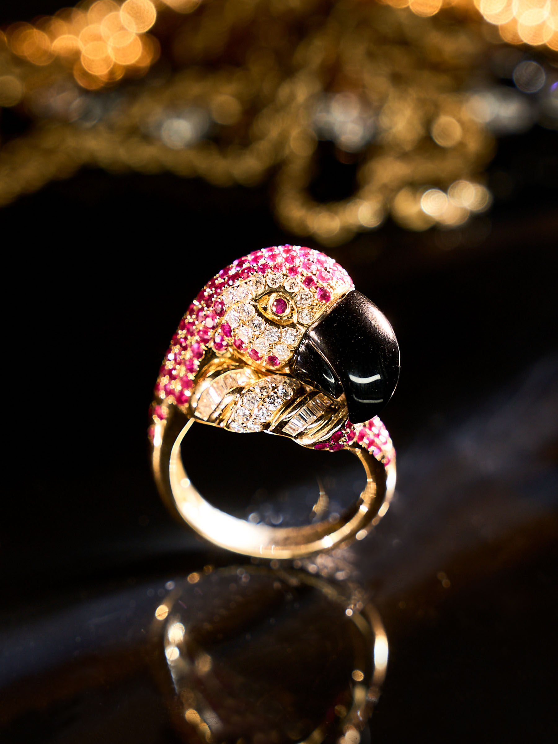 太府t&f珠宝18k金红宝石鹦鹉戒指彩钻镶时尚精致轻奢高级珠宝定制