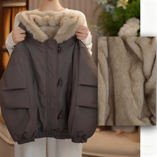 加绒加厚款流行新款冬季派爆款2026上衣克服今年秋冬外套女童儿童