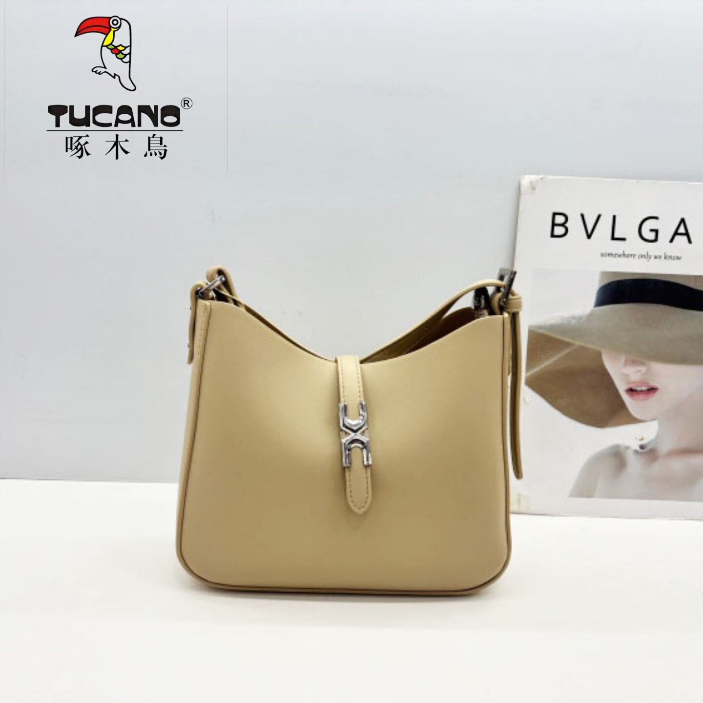 TUCANO/啄木鸟商场同款女包2026新款小众印花水桶包单肩包TBK8912