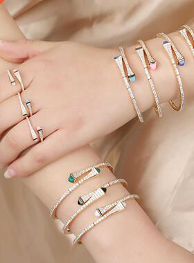 2021 New Romatic Women's Fashion 2 Pcs Bracelet & Ring S