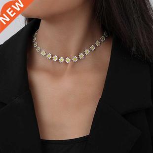 Chain Clavicle Necklace Women Statement Flower Choker Daisy