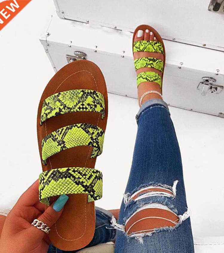 2021 hot style European and American large size sandals snak