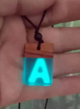 Letter necklace, ancient wood with resin 26 English letter n