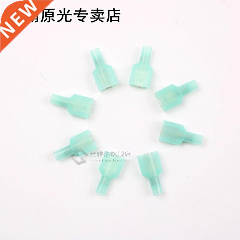 50Pcs MDFNY2-250 MDFNY2.5-250 NYLON brass Male Insulated Spa