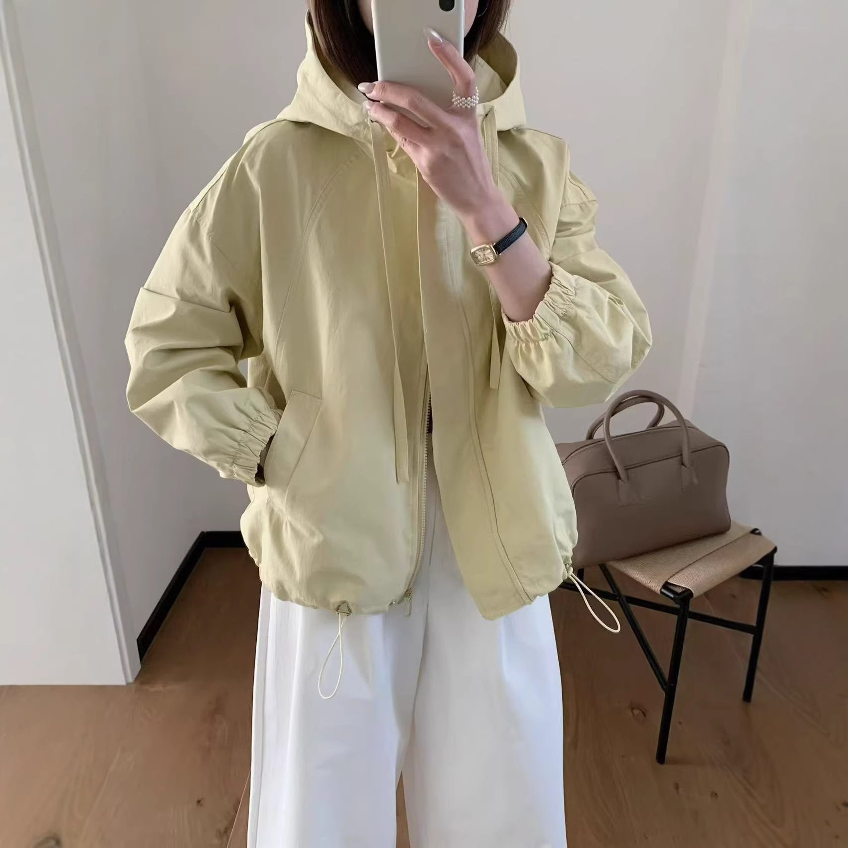 连帽短外套女款春季2026新款学院风小个子减龄休闲夹克上衣高级感