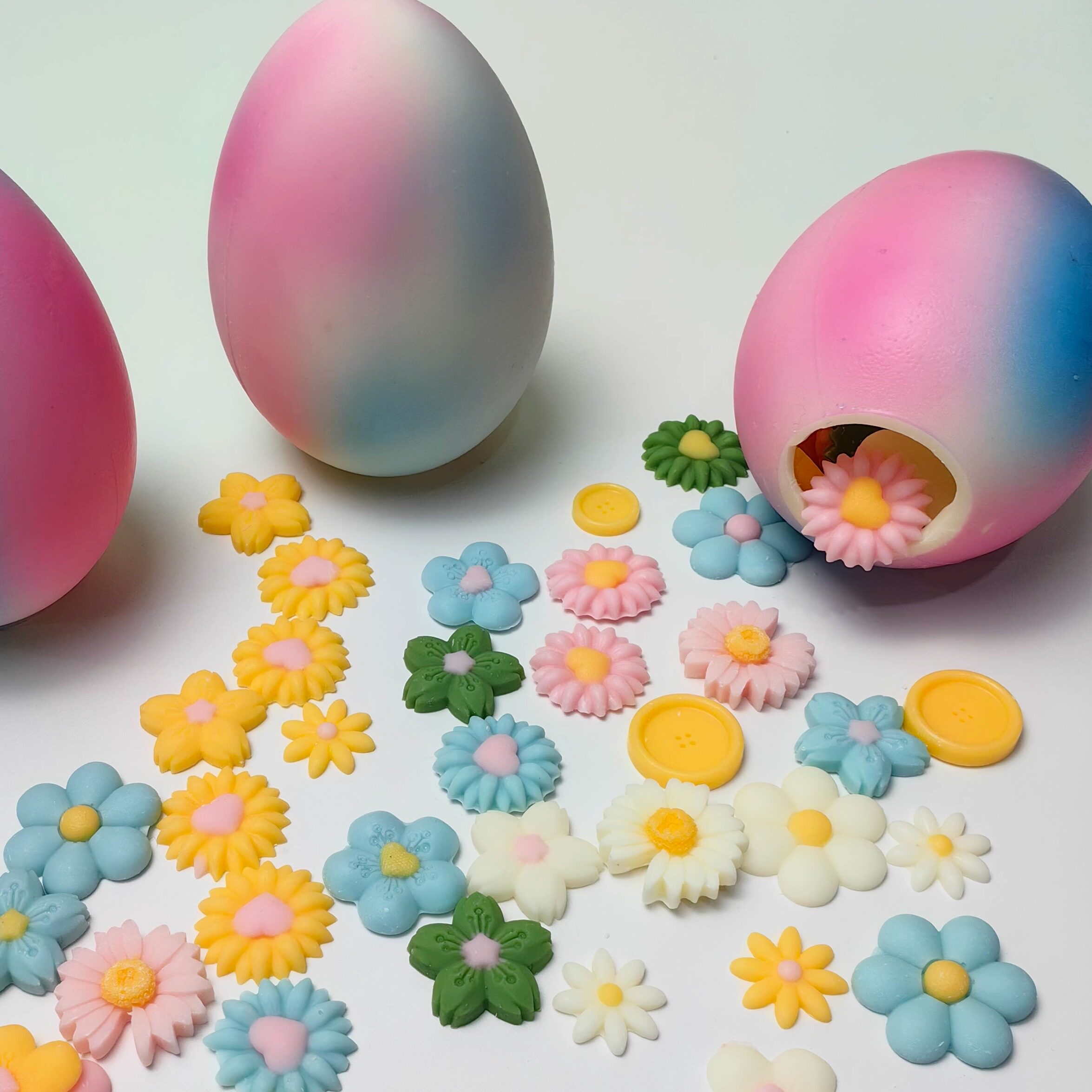 立体空心蛋形巧克力装饰彩蛋复活节儿童生日礼物敲敲乐