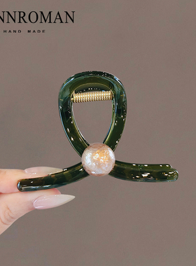 LYNNROMAN抓夹女2024新款高级感绿色中号发夹后脑勺半扎发鲨鱼夹