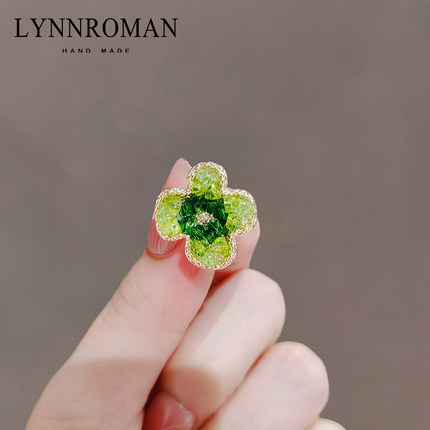 LYNNROMAN气质小巧花朵胸针设计感小众西装别针个性时尚胸花配饰