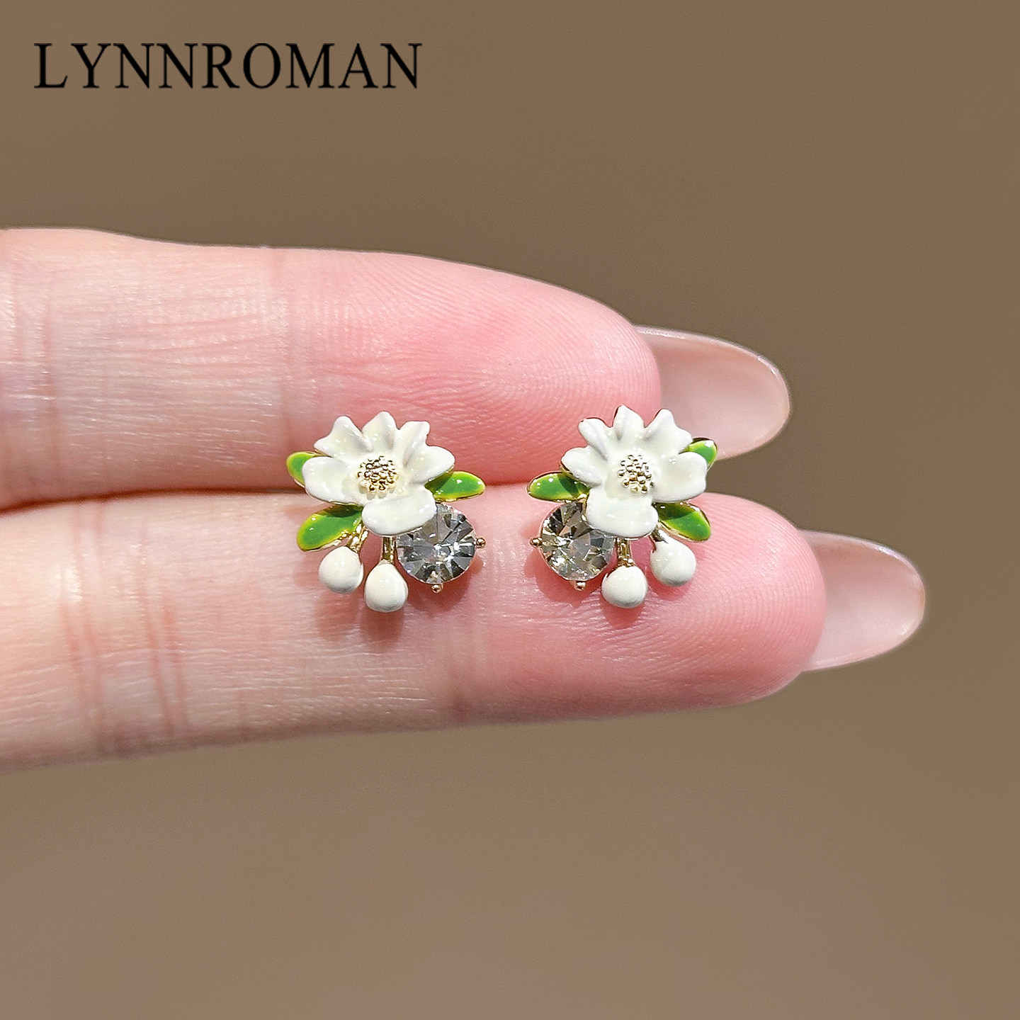 白玉兰花水晶耳钉女轻奢