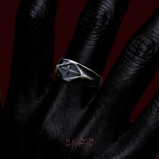 黑骨BLACKBONE 钛钢做旧“逆十字”戒指哥特暗黑小众指环男女同款