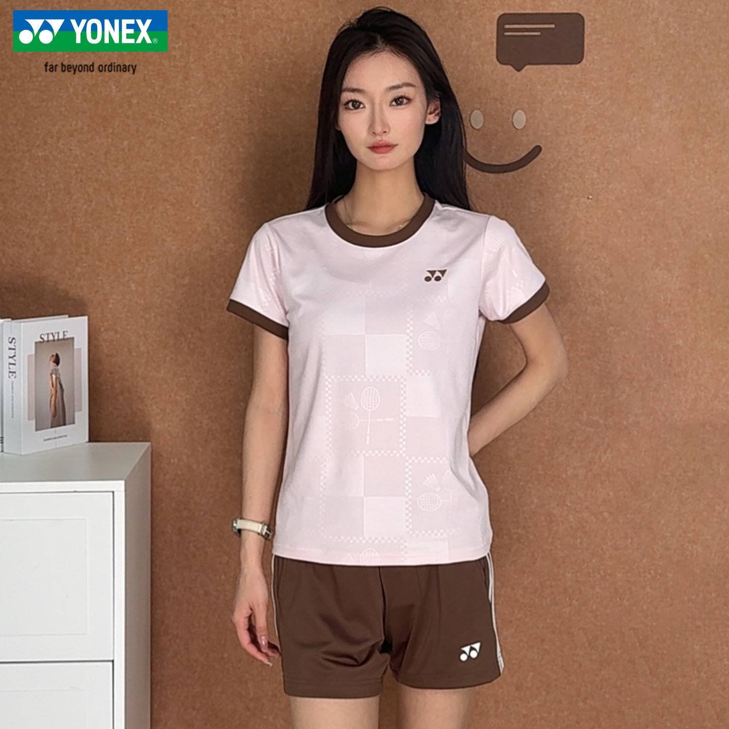 YONEX速干羽毛球服女款粉色套装图片