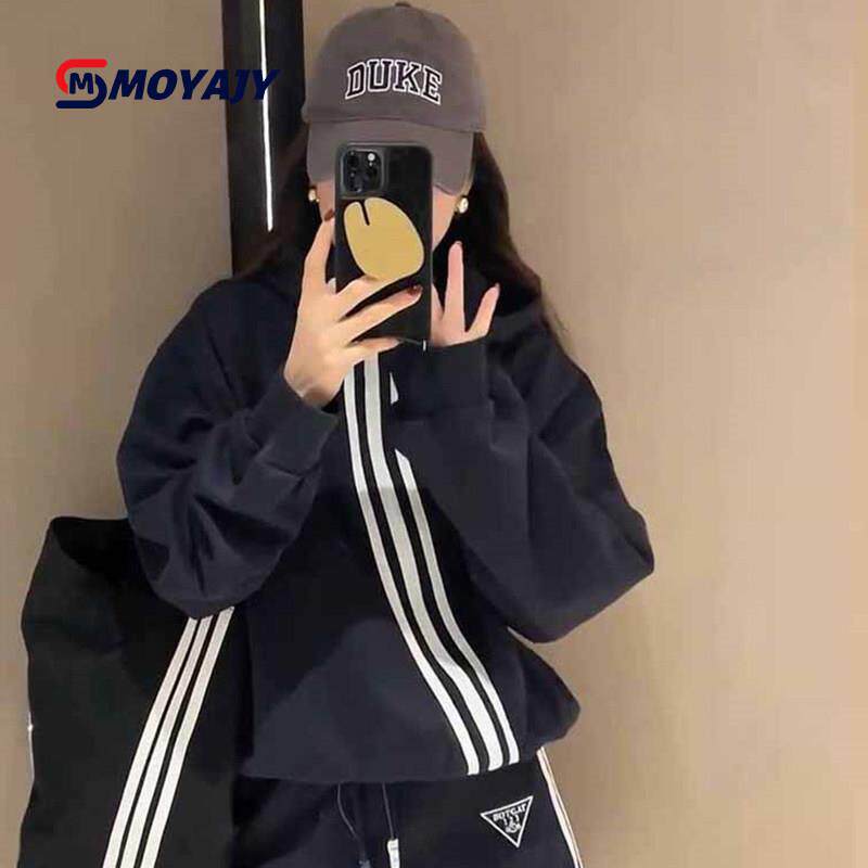 MOYAJY品牌休闲运动套装女2025年新款高档设计感卫衣短裙两件套