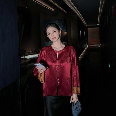 红色新中式国风短外套女装2025年春秋季新款暗纹提花通勤气质上衣