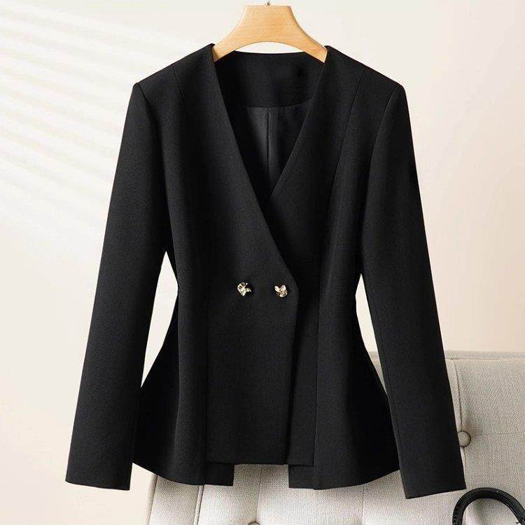 LILY MOST无领修身小西装女外套短款高级感西装 v领西服2025新款,女装/女士精品,派克服,淘宝优惠券,粉丝福利购,淘宝优惠卷