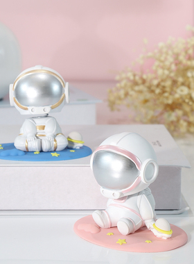 宇航员车载摇头摆件客厅装饰办公桌面饰品治愈小物件男女生日礼物