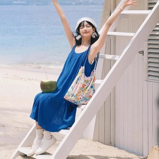 超仙蓝色三亚吊带连衣裙夏海边度假宽松显瘦长裙旅游沙滩 法式