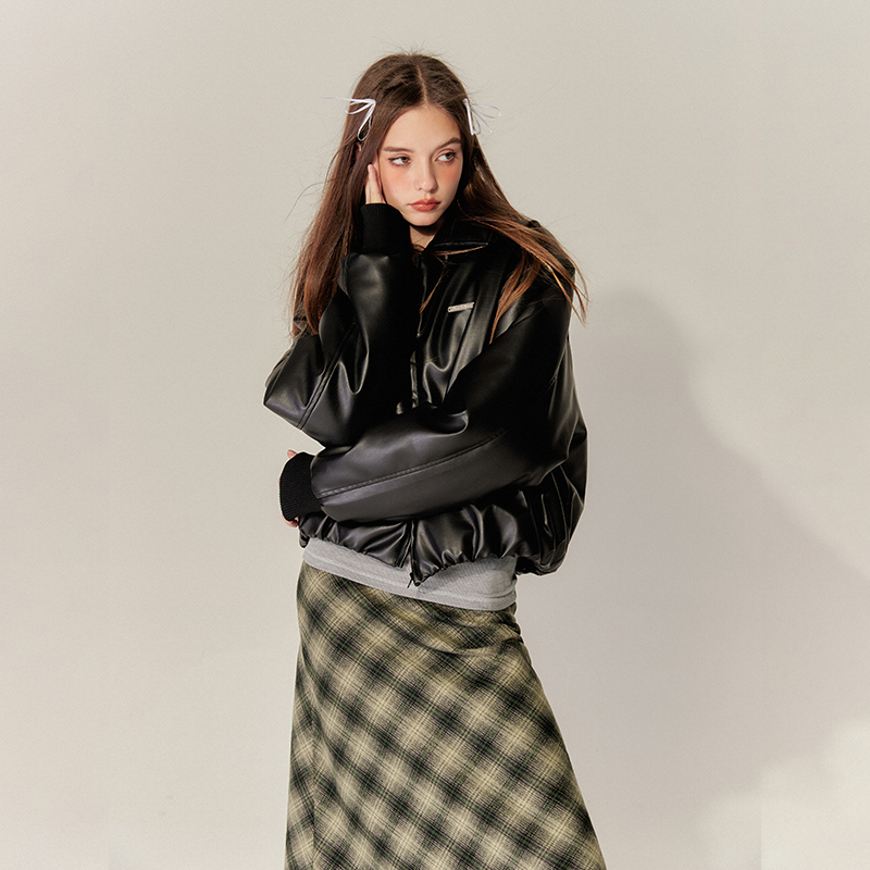 NNOVA23WI复古翻领PU皮棉服外套