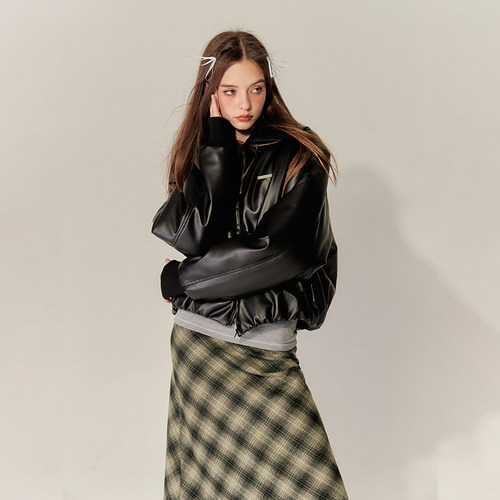 NNOVA23WI复古翻领PU皮棉服外套