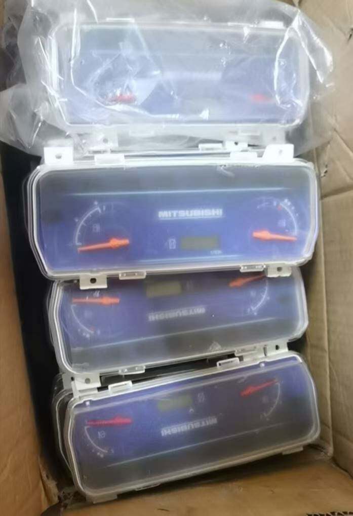 三菱叉车柴油叉车仪表显示屏显示器fd30 fd50柴油叉车仪表盘s4s