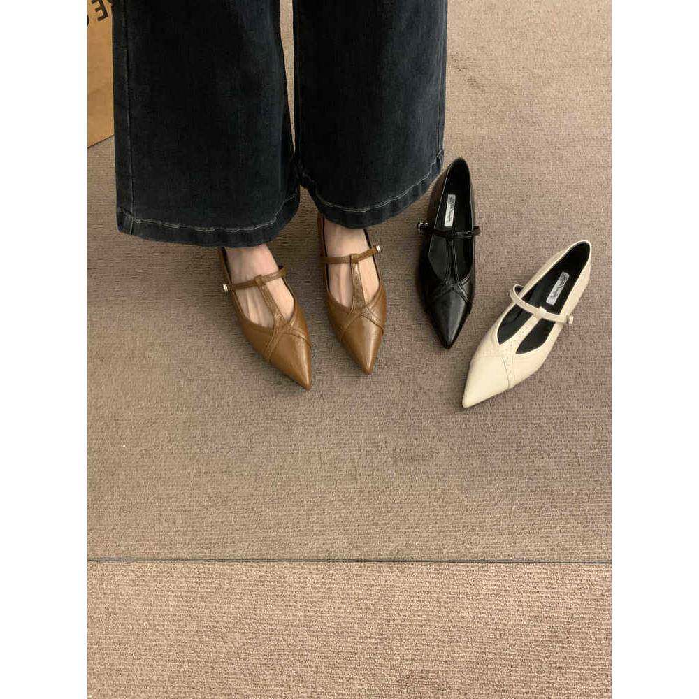 香港尖头覆古玛丽简鞋镂空设计通勤鞋女式2025夏季新款平底鞋