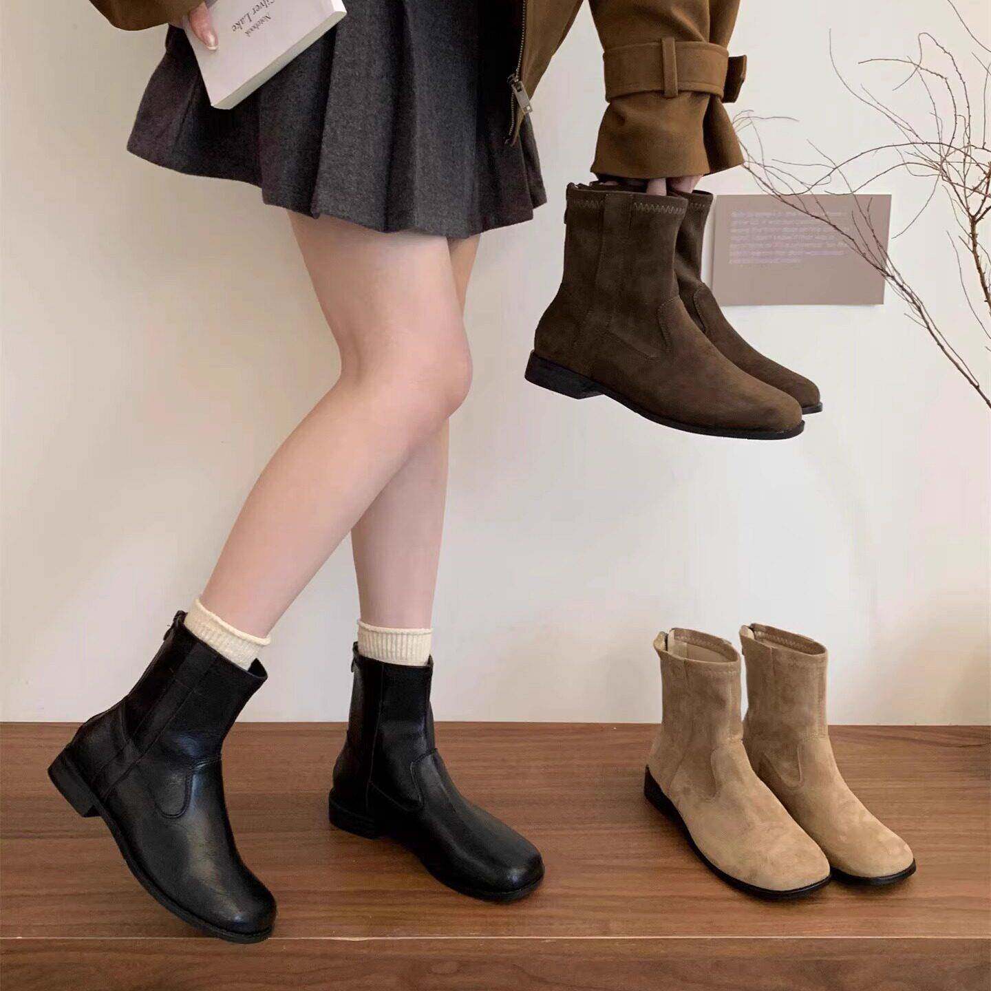 香港复古绒面方头瘦瘦靴女靴子2025年新款平底短靴冬季单靴及踝靴