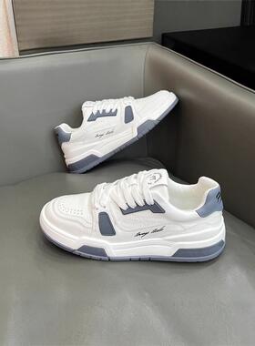 细节恰到好处Minimalism Aquaman低帮软底轻便小白鞋男厚底内增高